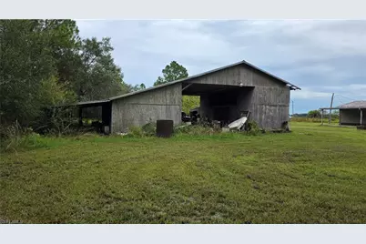 211 J4 Ranch Rd, Labelle, FL 33935 - Photo 38