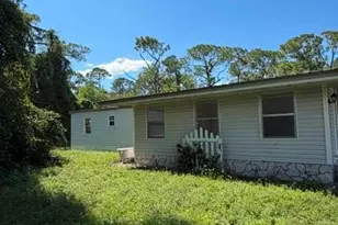 18341 Wayne Dr, North Fort Myers, FL 33917 - Photo 10