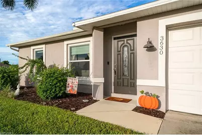 3630 NE 11th Pl, Cape Coral, FL 33909 - Photo 2