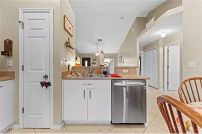 3630 NE 11th Pl, Cape Coral, FL 33909 - Photo 12