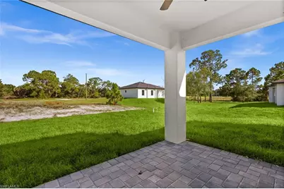 841 Bianca Ave S, Lehigh Acres, FL 33974 - Photo 38