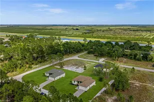 843 Bianca Ave S, Lehigh Acres, FL 33974 - Photo 42