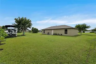 1613 SW 17th Ave, Cape Coral, FL 33991 - Photo 24