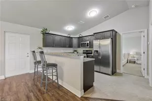 1613 SW 17th Ave, Cape Coral, FL 33991 - Photo 8