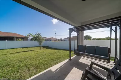 927 NE 18th St, Cape Coral, FL 33909 - Photo 26