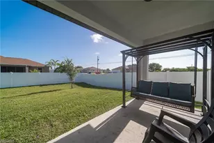 927 NE 18th St, Cape Coral, FL 33909 - Photo 26