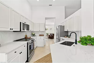 15130 Royal Windsor Ln #1601, Fort Myers, FL 33919 - Photo 10
