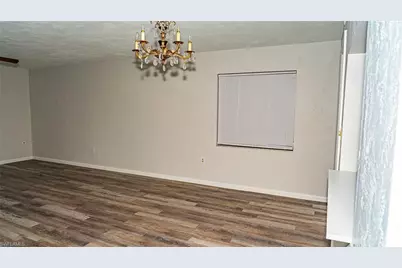 5541 Westwind Ln, Fort Myers, FL 33919 - Photo 4