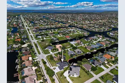 2201 Beach Pkwy W, Cape Coral, FL 33914 - Photo 22