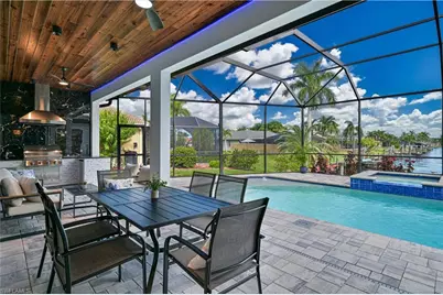 2201 Beach Pkwy W, Cape Coral, FL 33914 - Photo 8