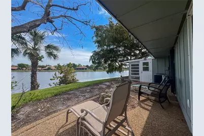 4305 Island Cir #4, Fort Myers, FL 33919 - Photo 2