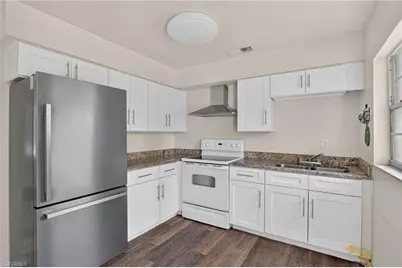 273 Whittier Ave, North Fort Myers, FL 33917 - Photo 8