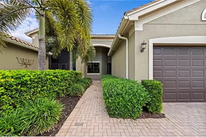 11952 Five Waters Cir, Fort Myers, FL 33913 - Photo 2