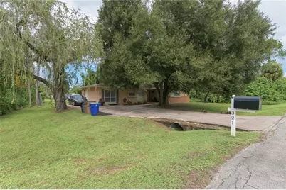 321 Jefferson Ave, Lehigh Acres, FL 33936 - Photo 4