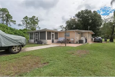 321 Jefferson Ave, Lehigh Acres, FL 33936 - Photo 6