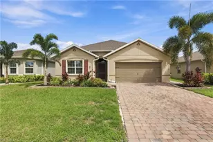 2717 Foralesca Ct, Cape Coral, FL 33909 - Photo 1