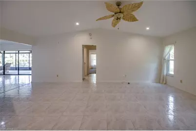 3812 SE 16th Pl, Cape Coral, FL 33904 - Photo 10