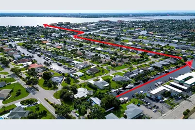 3812 SE 16th Pl, Cape Coral, FL 33904 - Photo 2