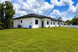 2924 Wallace Ave S, Lehigh Acres, FL 33973 - Photo 22