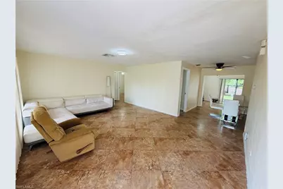 124 Sebring Cir, Lehigh Acres, FL 33936 - Photo 2