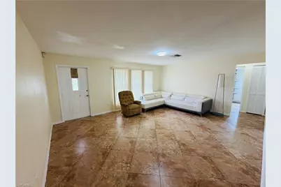 124 Sebring Cir, Lehigh Acres, FL 33936 - Photo 6