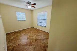 124 Sebring Cir, Lehigh Acres, FL 33936 - Photo 10