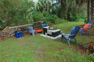 8051 Rolling Cir, Labelle, FL 33935 - Photo 24