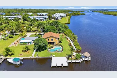 5191 Marina Dr, Bokeelia, FL 33922 - Photo 6