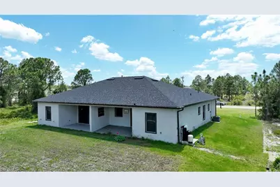 857/859 Eisenhower Blvd, Lehigh Acres, FL 33974 - Photo 4