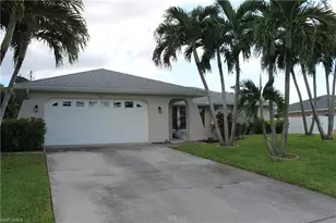 1202 SE 21st Ln, Cape Coral, FL 33990 - Photo 2