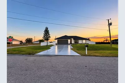 1930 NE 13th Ct, Cape Coral, FL 33909 - Photo 2