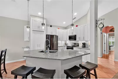 11180 La Coruna Ln, Bonita Springs, FL 34135 - Photo 12