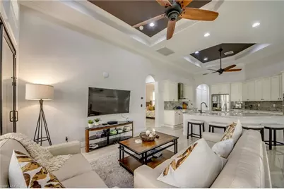 601 SW 40th Ter, Cape Coral, FL 33914 - Photo 18