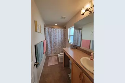 18141 Horizon View Blvd, Lehigh Acres, FL 33972 - Photo 8