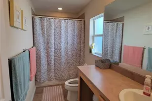 18141 Horizon View Blvd, Lehigh Acres, FL 33972 - Photo 8