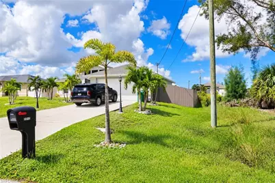 2212 NW 42nd Pl, Cape Coral, FL 33993 - Photo 2