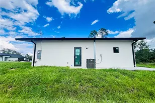 712 Bumby St E, Lehigh Acres, FL 33974 - Photo 28