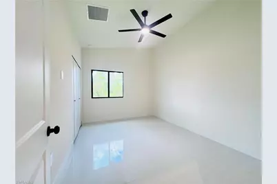 712 Bumby St E, Lehigh Acres, FL 33974 - Photo 16