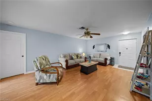 13276 White Marsh Ln, Fort Myers, FL 33912 - Photo 4