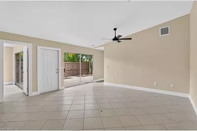 6305 Royal Woods Dr, Fort Myers, FL 33908 - Photo 10