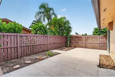 6305 Royal Woods Dr, Fort Myers, FL 33908 - Photo 2