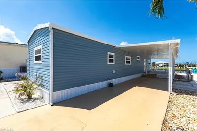 3913 Dewberry Ln, Saint James City, FL 33956 - Photo 12