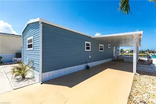 3913 Dewberry Ln, Saint James City, FL 33956 - Photo 12
