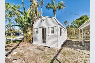 16 Estate Dr, North Fort Myers, FL 33917 - Photo 24