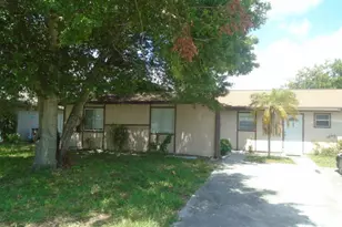 636 SE 13th Ct, Cape Coral, FL 33990 - Photo 1