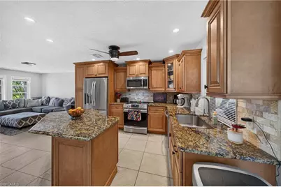 1523 SE 20th Pl, Cape Coral, FL 33990 - Photo 10