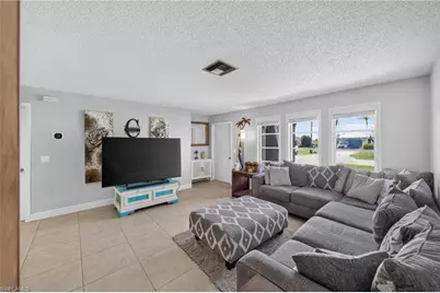 1523 SE 20th Pl, Cape Coral, FL 33990 - Photo 2