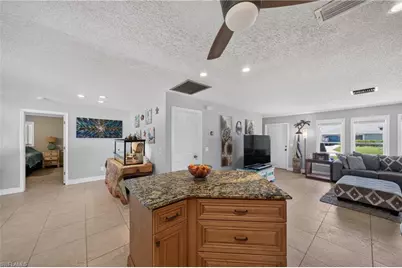 1523 SE 20th Pl, Cape Coral, FL 33990 - Photo 4