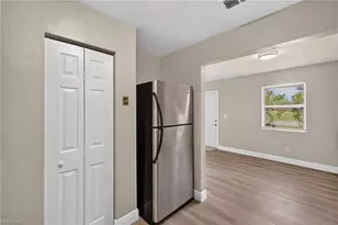 3656 Suntrust Dr, Fort Myers, FL 33916 - Photo 14