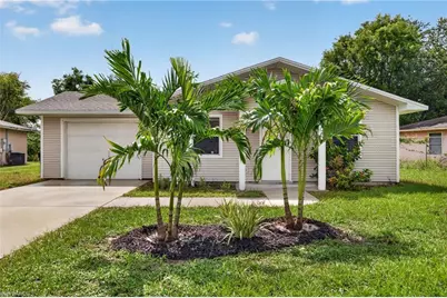 3656 Suntrust Dr, Fort Myers, FL 33916 - Photo 2
